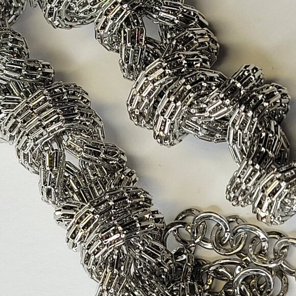 Silver Choker Necklace in a silvertone - Picture 3 of 8